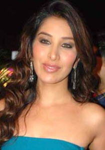 Sophie Choudry 